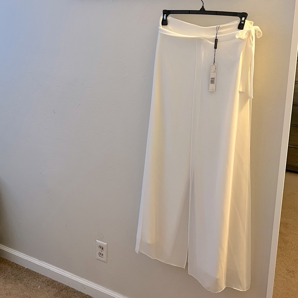 Ellie Tahari White Pants - NEVER WORN